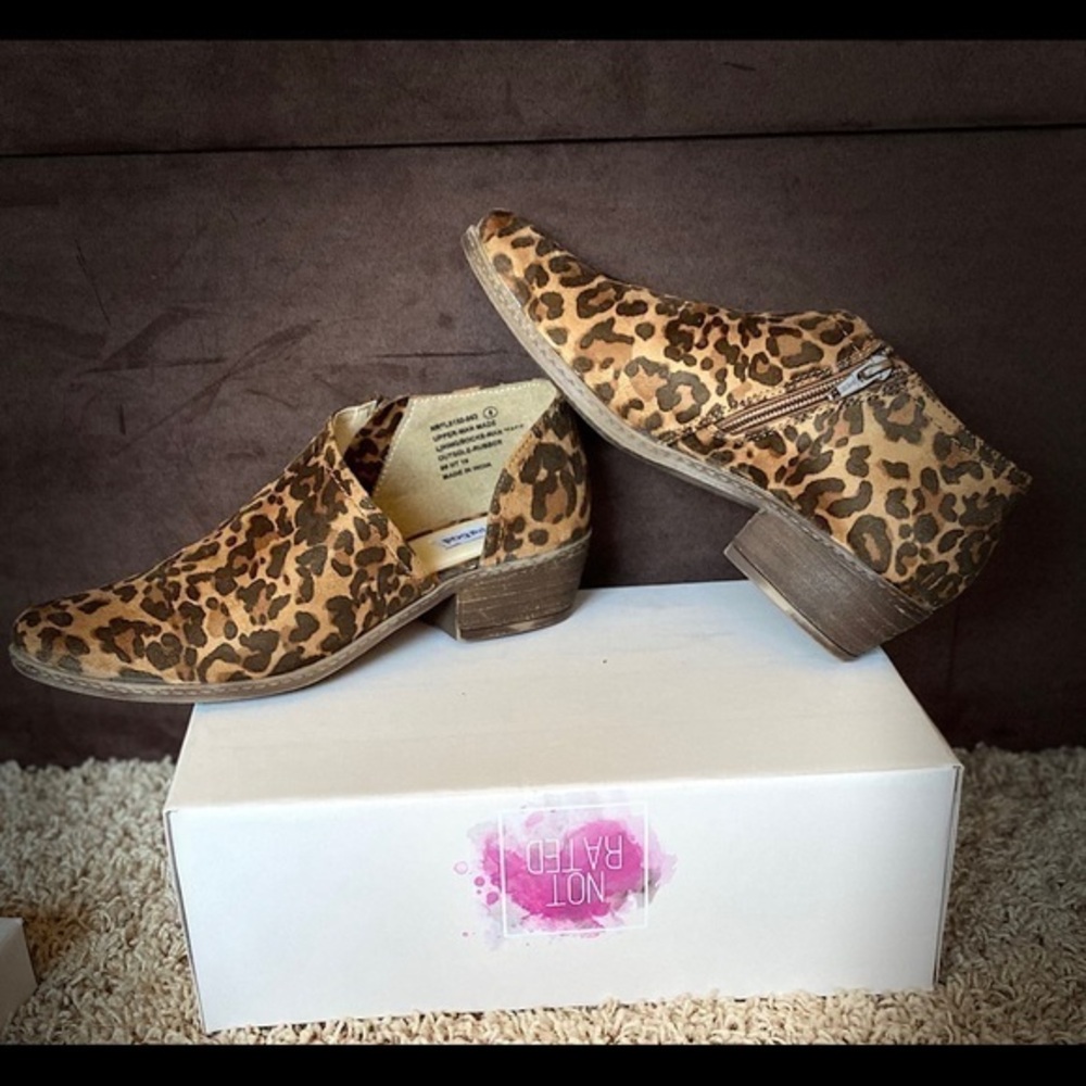 NIB-Not Rated Leopard Cutout Boot